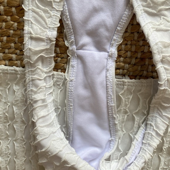 Bikini Set - Picture 2 of 3